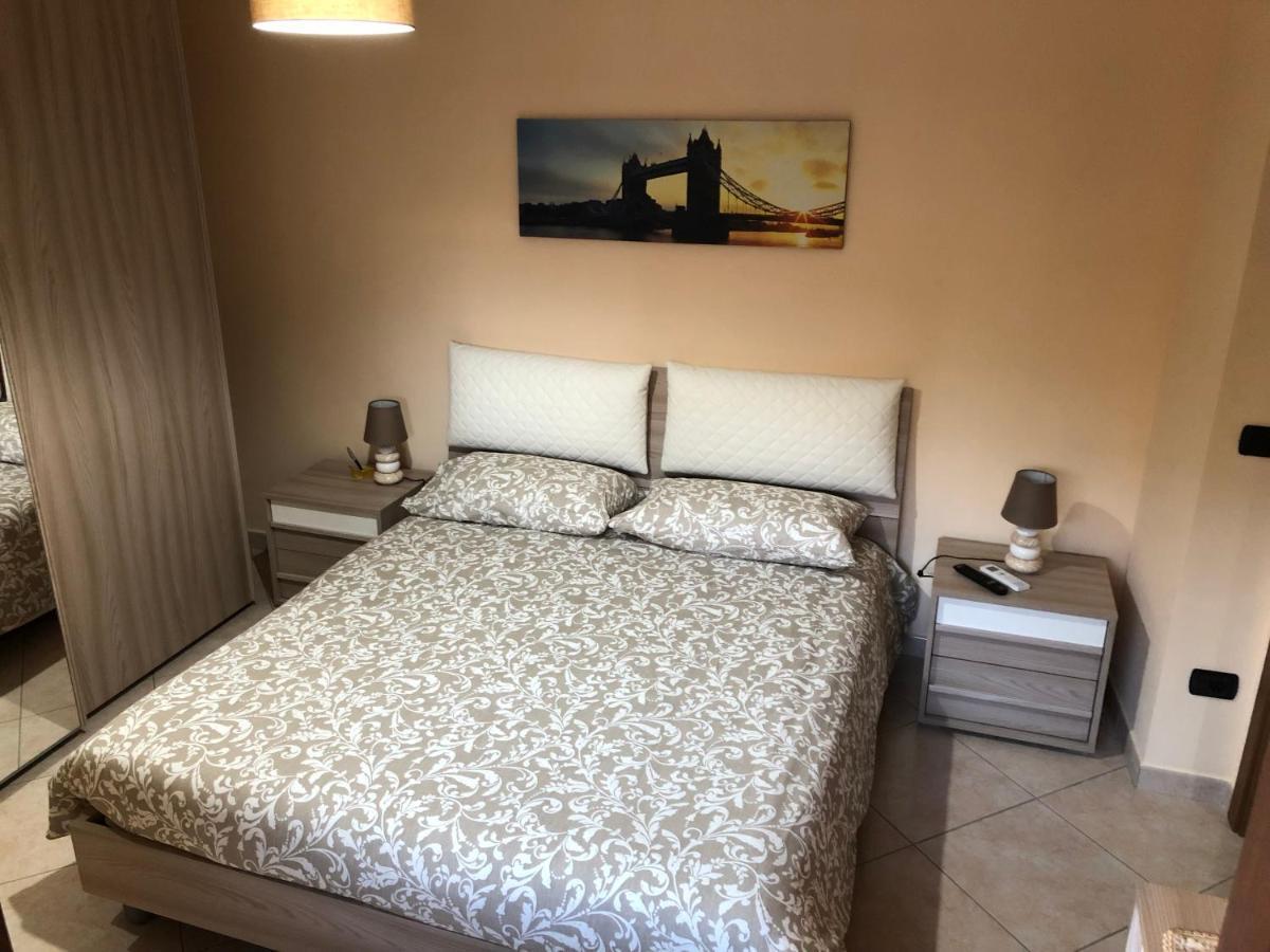 Alexander Home Pompei Bagian luar foto